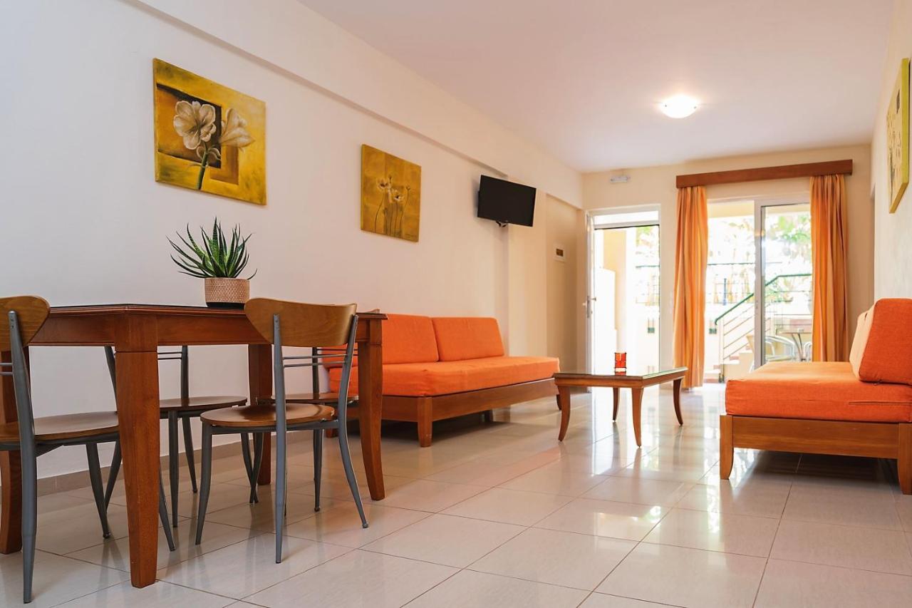 Helios Apartments Kato Daratso Habitación foto