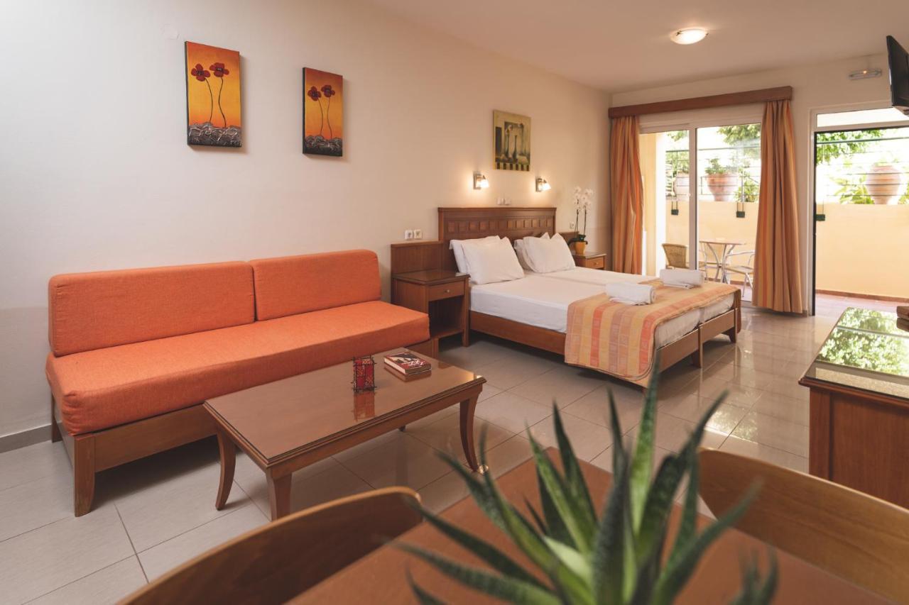 Helios Apartments Kato Daratso Habitación foto