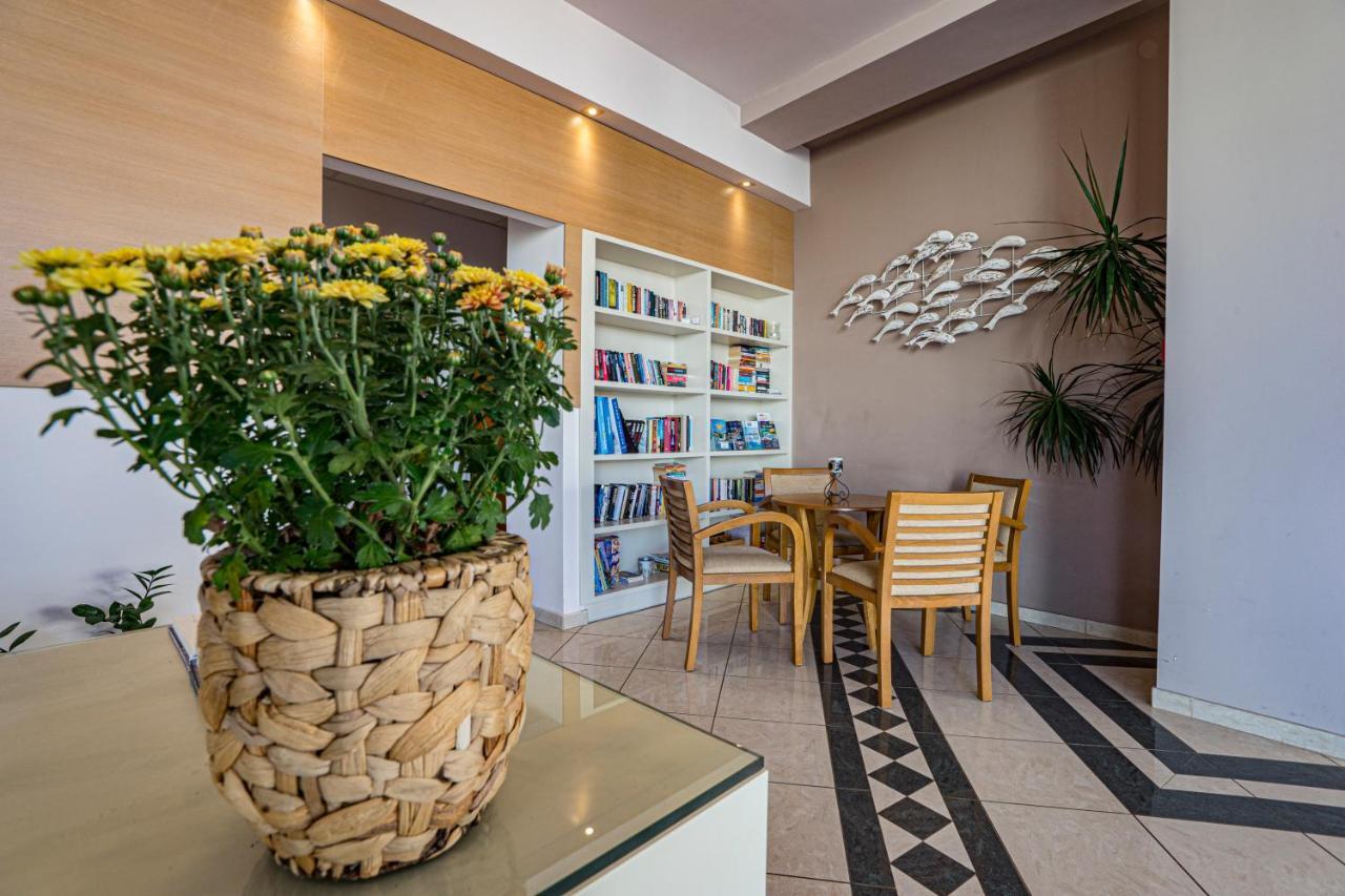 Helios Apartments Kato Daratso Exterior foto